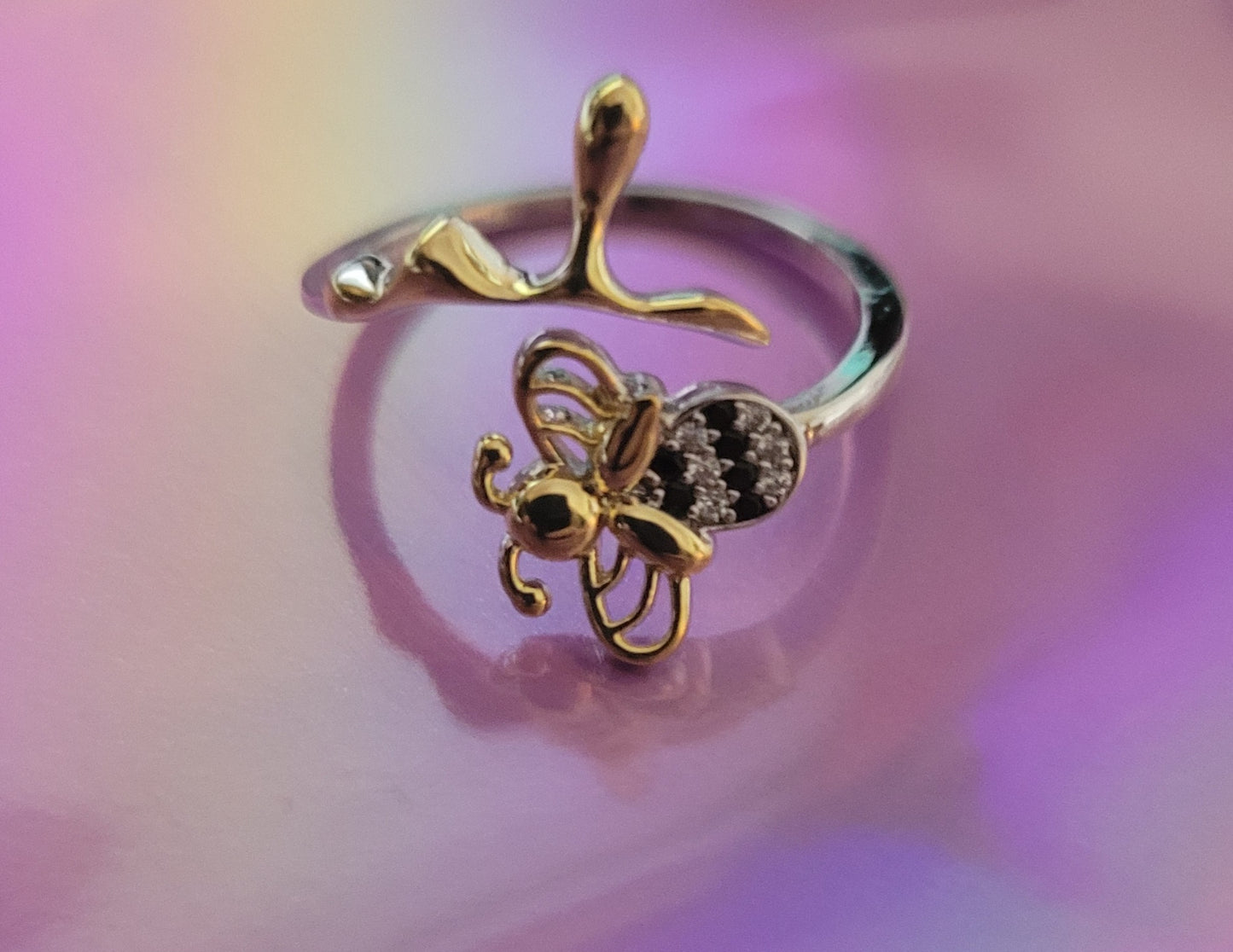 Honey Bee Ring