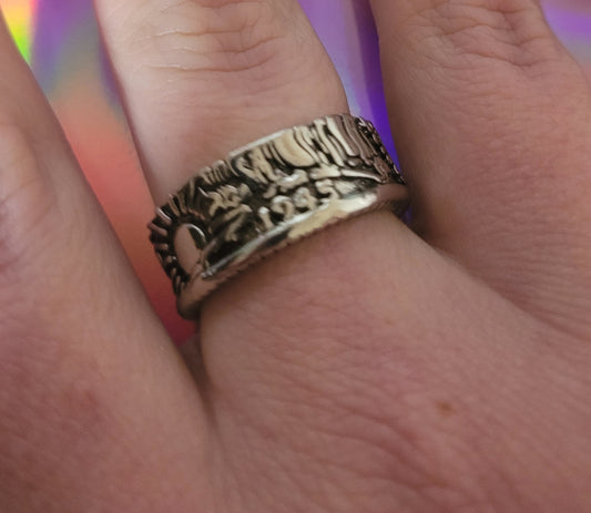 Thick 1945 design ring