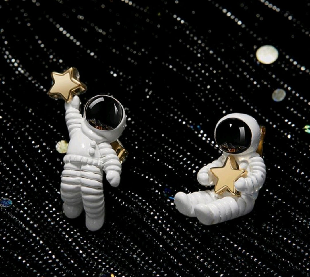 Cute Spaceman Novelty Earrings