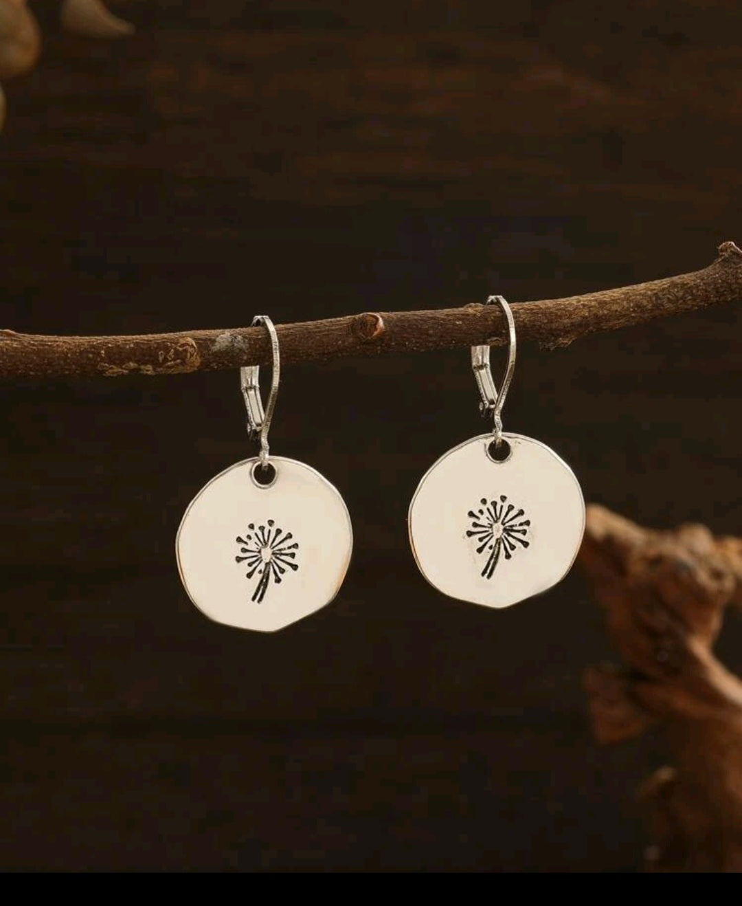 Dandelion Detail Geometric Drop Earrings