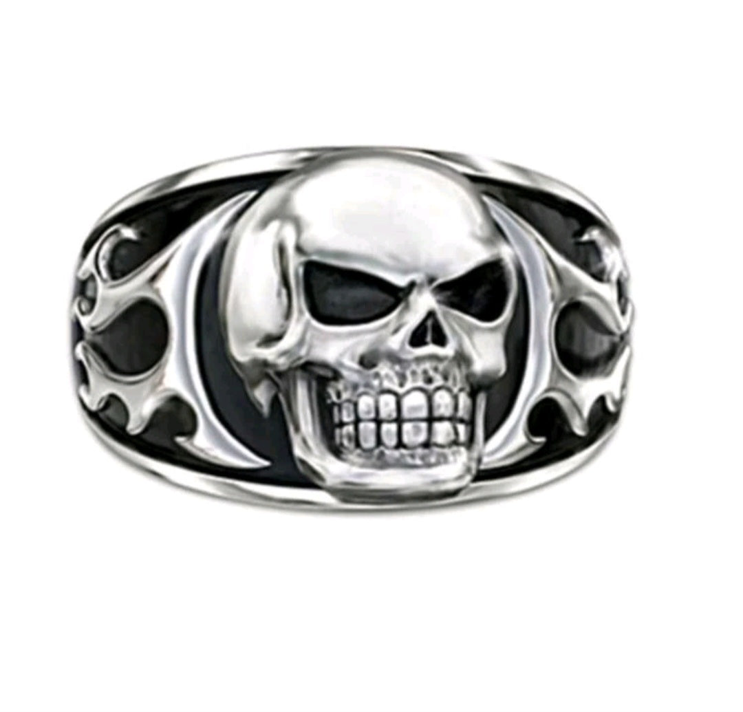 Chunky Skull Mens Ring